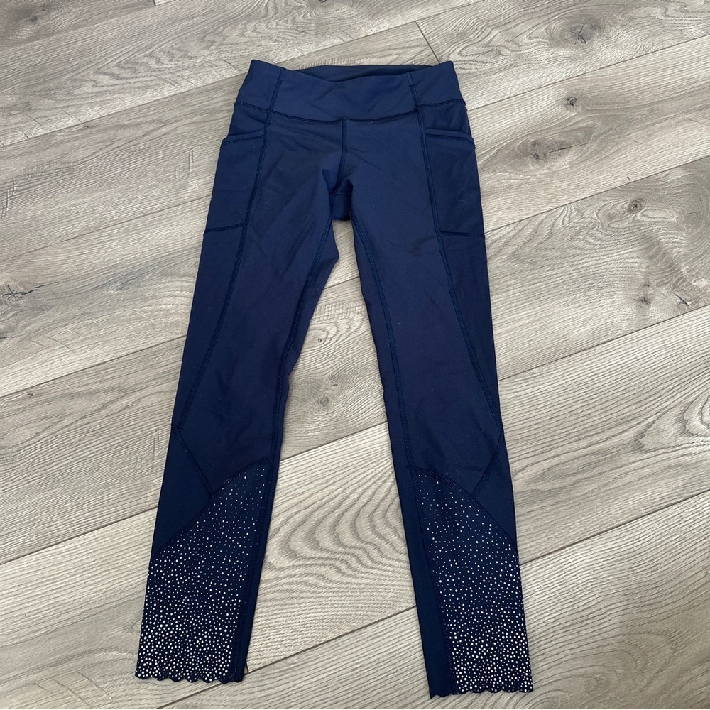 LULULEMON BUNDLE Lot of 4 Leggings all size 4 - Picture 5 of 14